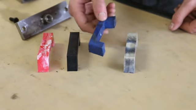 Plastic injection machine, Precious Plastic - OHO - search engine for ...